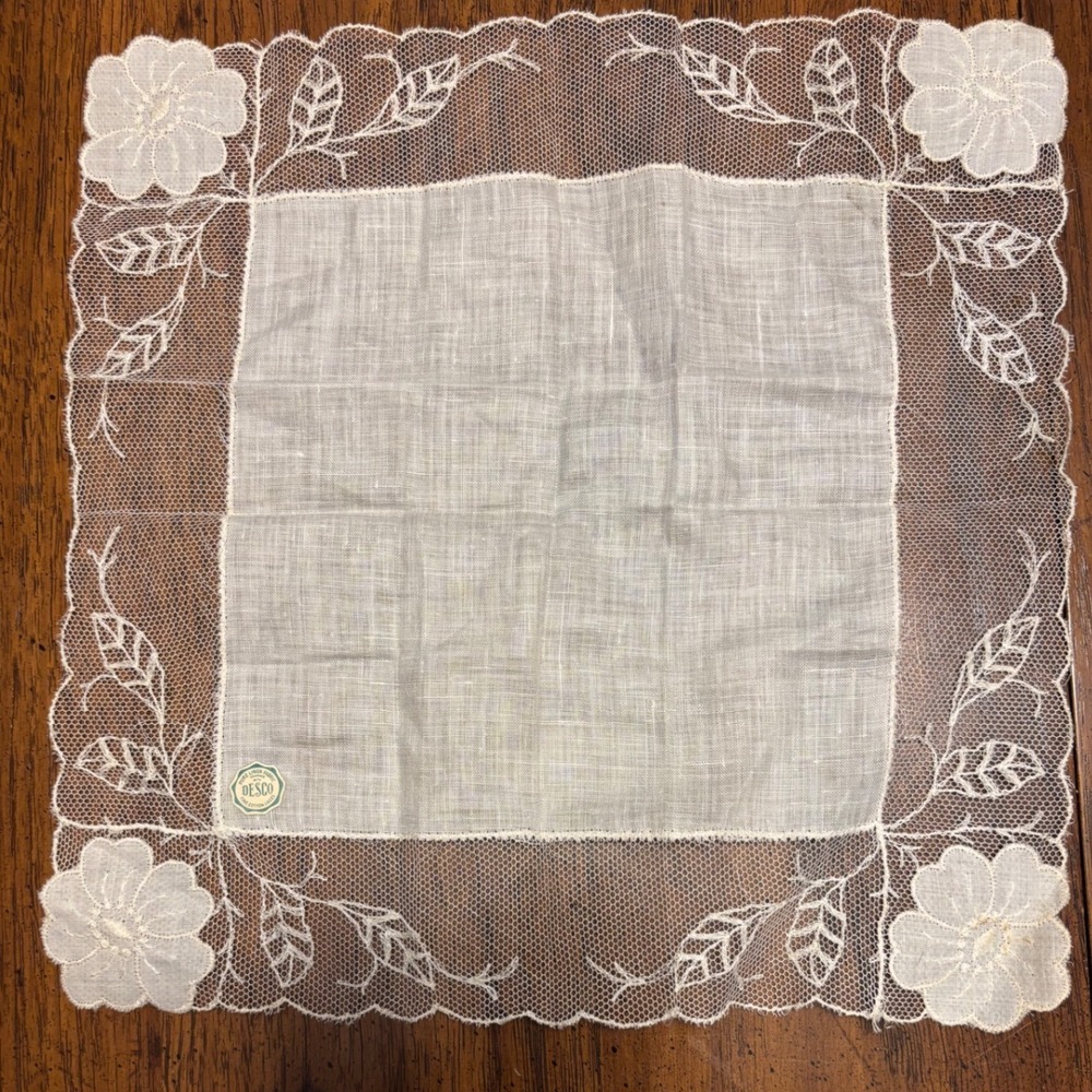 Vintage Desco Pure Linen Handkerchief Fine Cotton Lace‎ Floral Scalloped Ivory